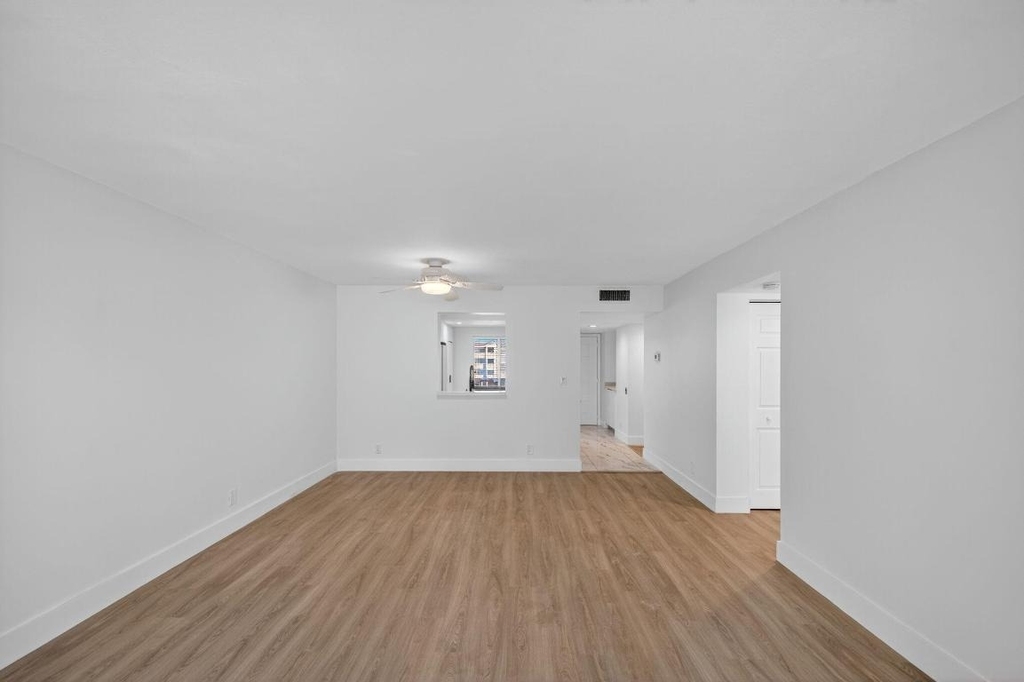 14375 Strathmore Lane - Photo 25