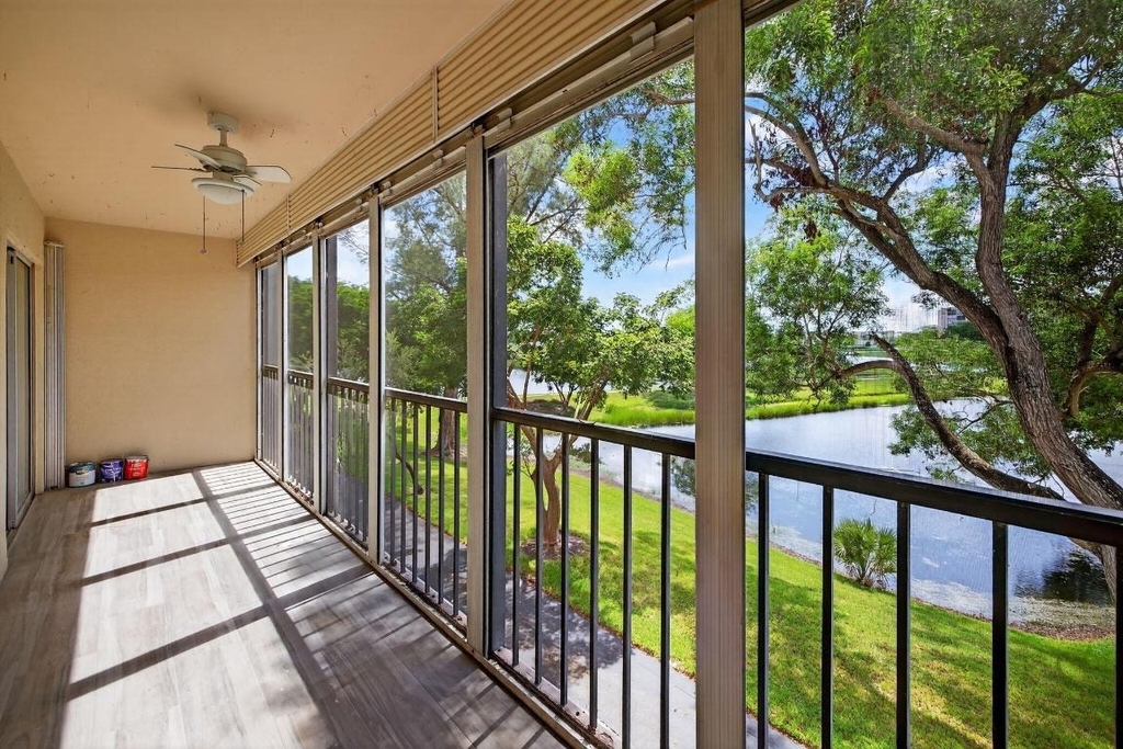 14375 Strathmore Lane - Photo 32