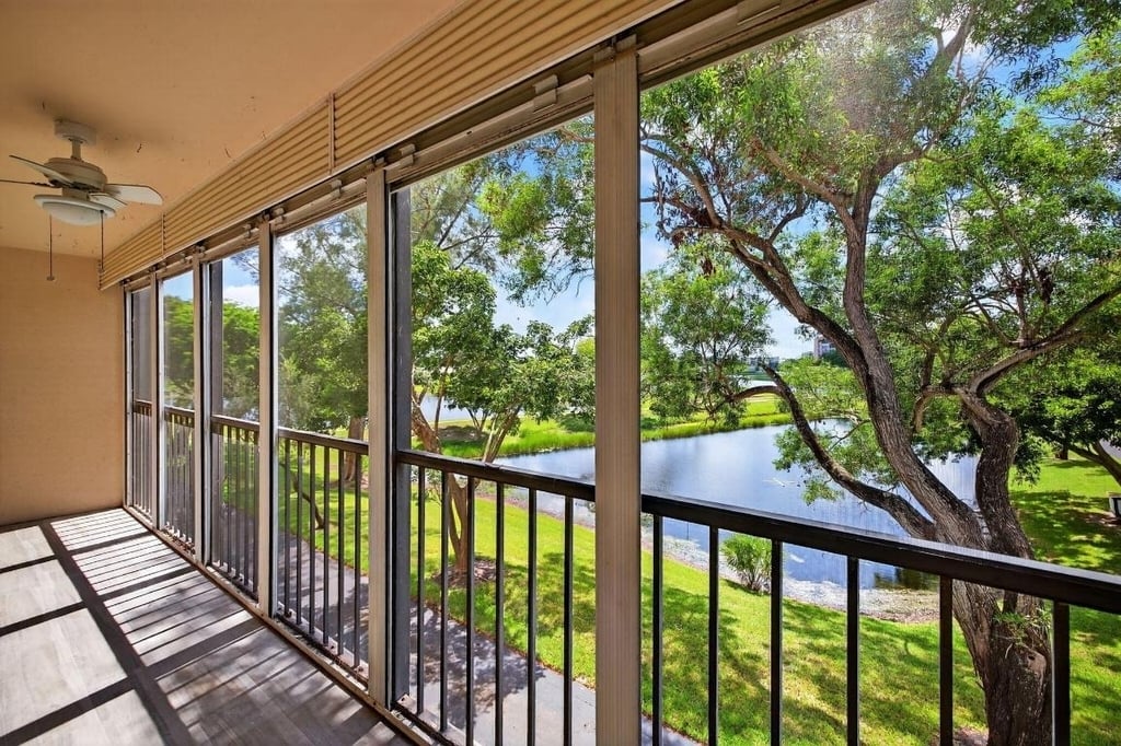 14375 Strathmore Lane - Photo 36