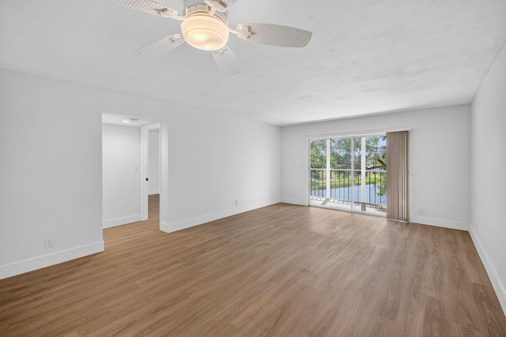 14375 Strathmore Lane - Photo 23