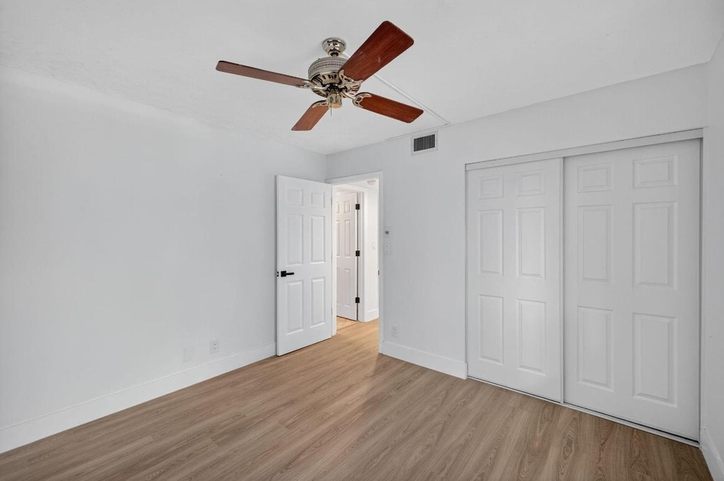 14375 Strathmore Lane - Photo 13