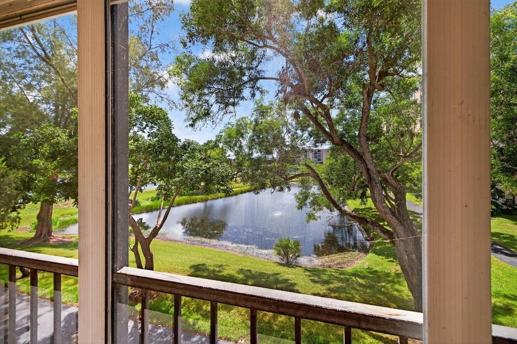 14375 Strathmore Lane - Photo 34
