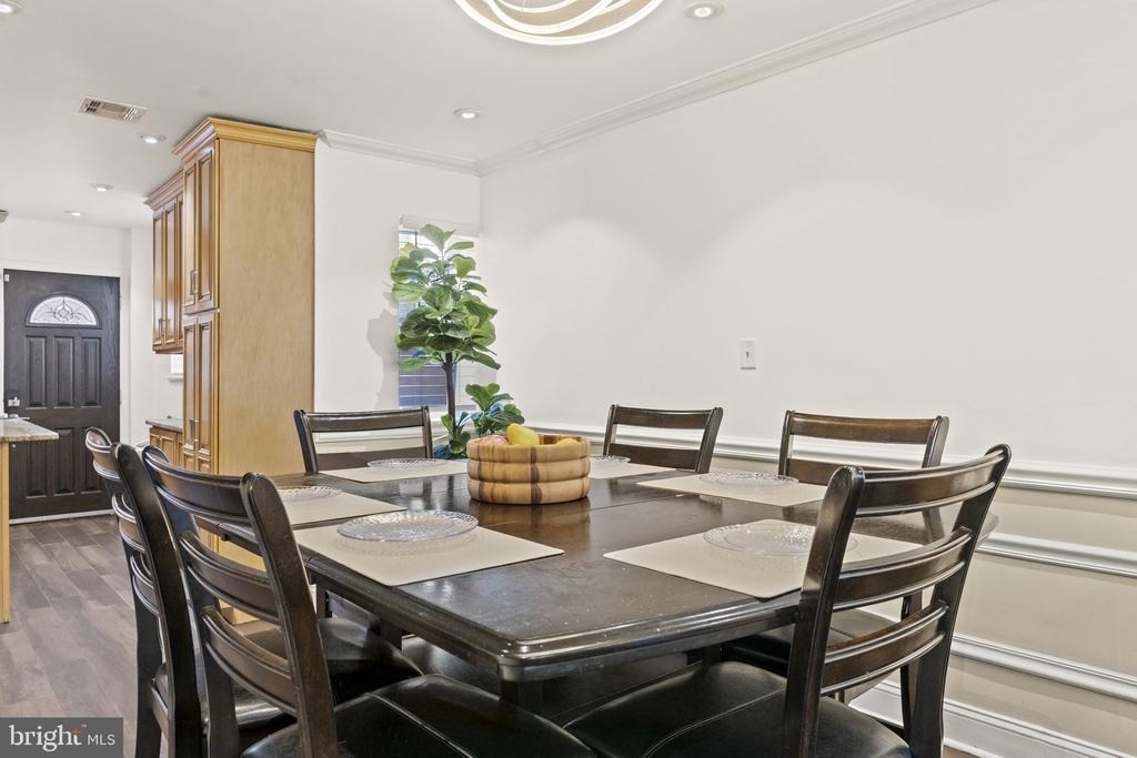 2006 Ellsworth Street - Photo 3