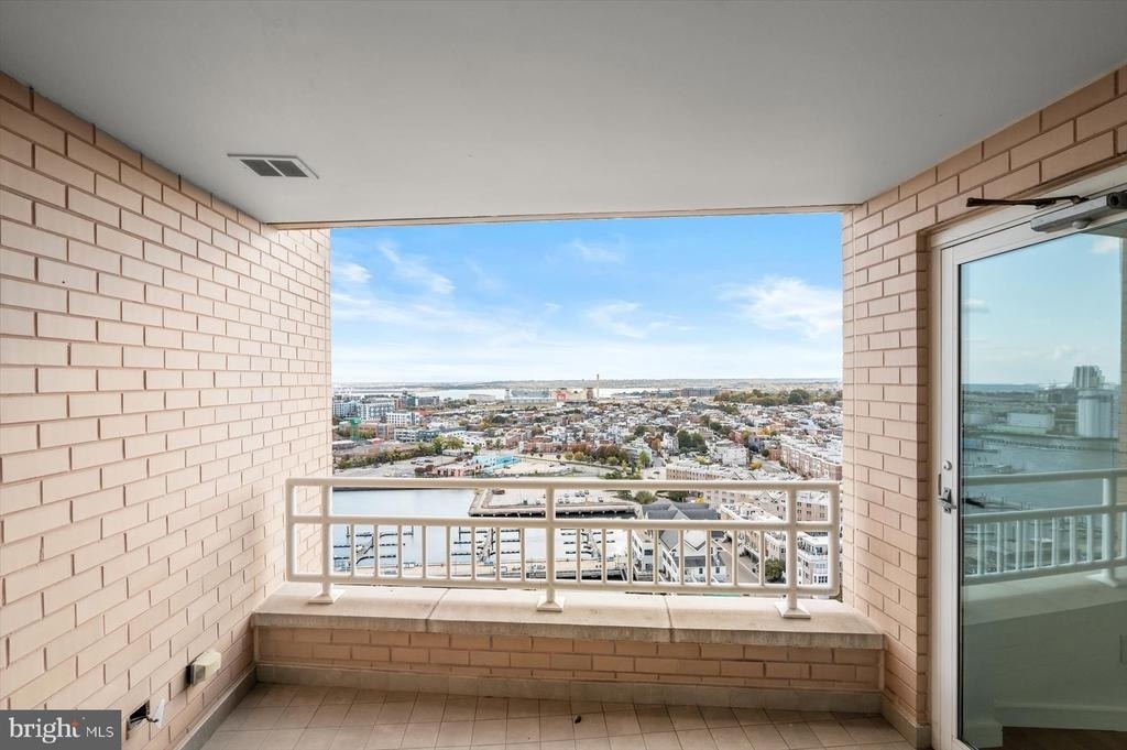 100 Harborview Drive - Photo 40