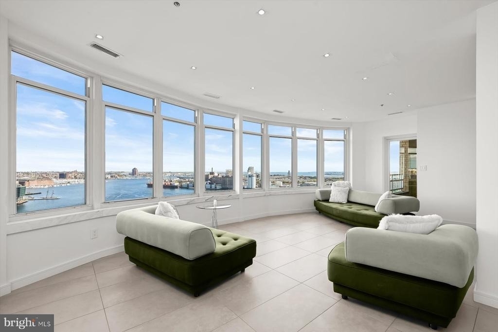 100 Harborview Drive - Photo 10
