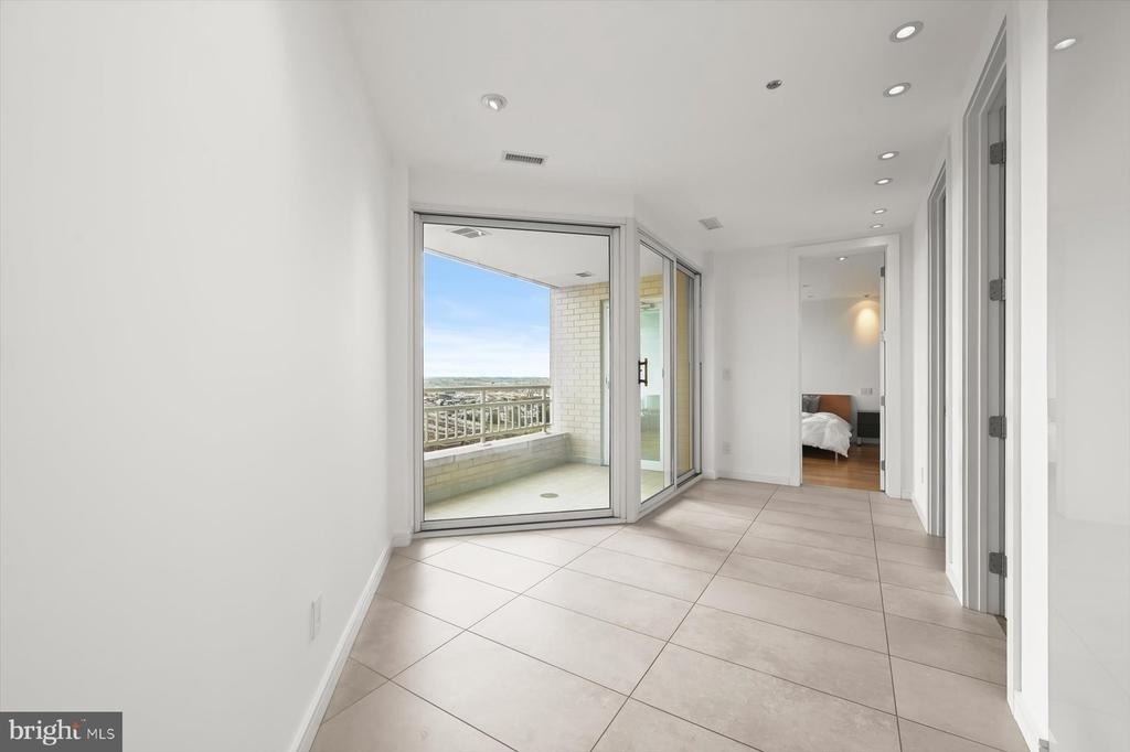 100 Harborview Drive - Photo 28