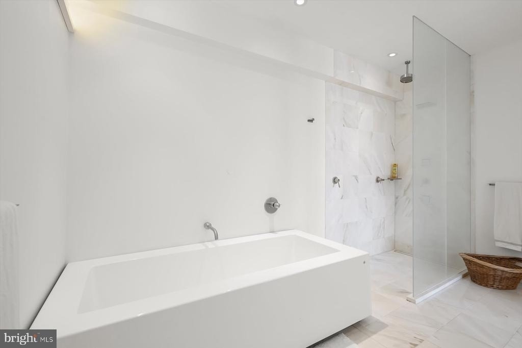 100 Harborview Drive - Photo 60
