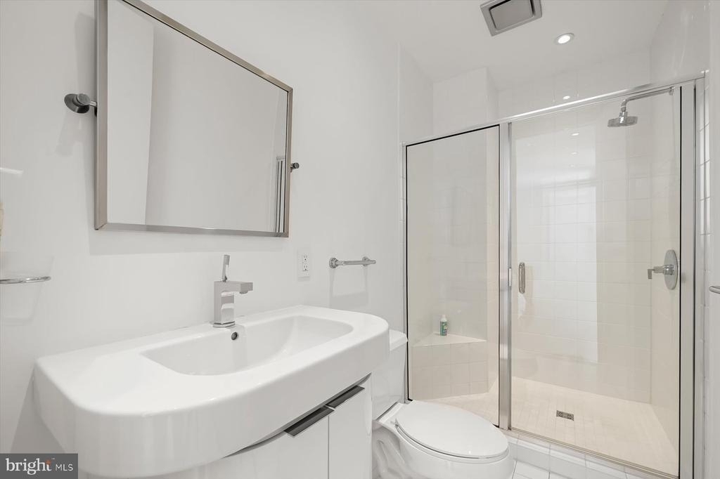 100 Harborview Drive - Photo 38