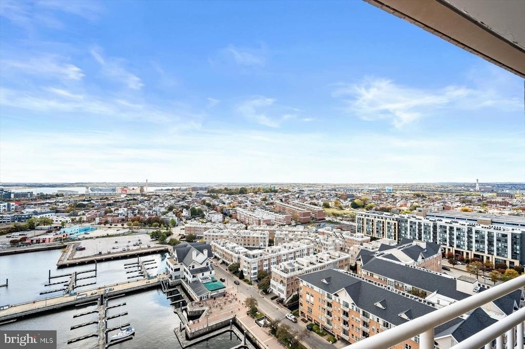 100 Harborview Drive - Photo 41