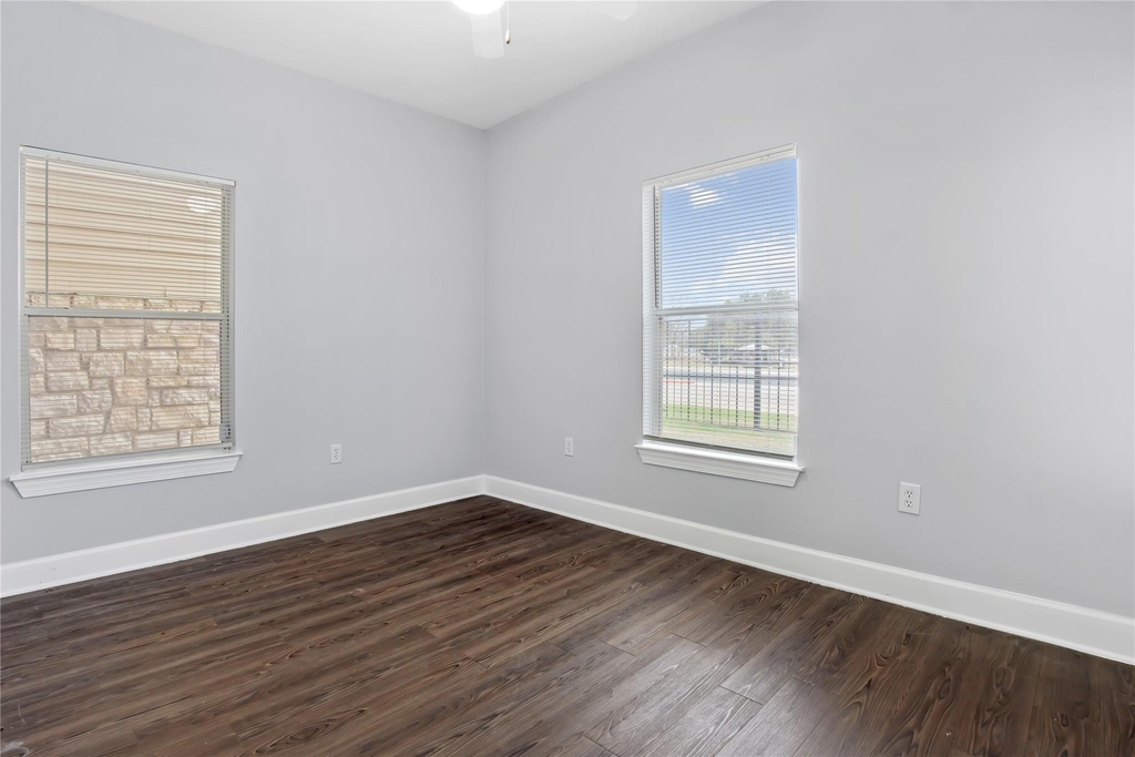 1901 Crossing Pl - Photo 17