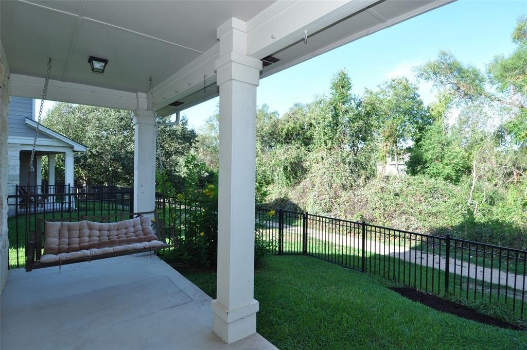 1900 Scofield Ridge Pkwy - Photo 24