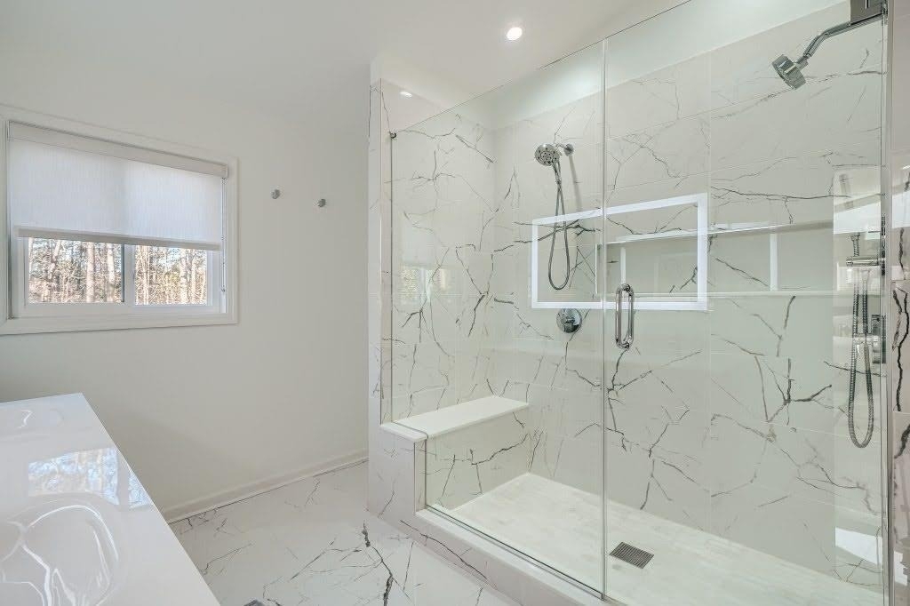 4438 Glengary Drive Ne - Photo 10