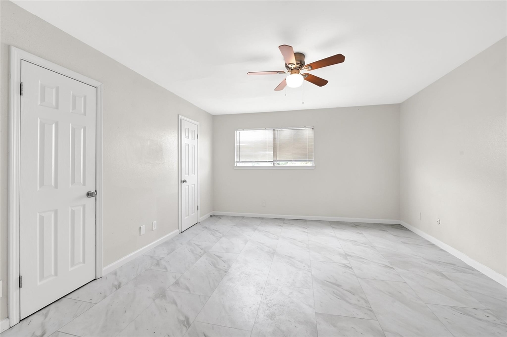 6358 Creekbend Drive - Photo 17