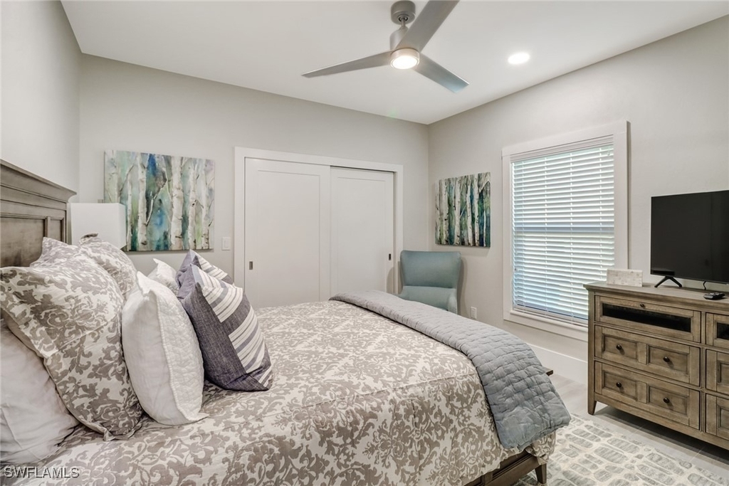 28070 Winthrop Circle - Photo 16