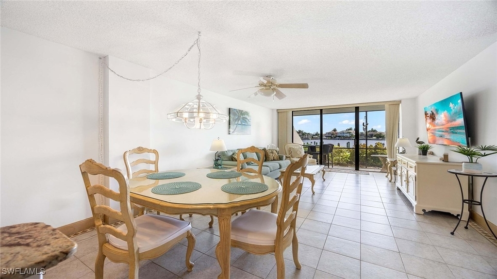 601 Seaview Court - Photo 5