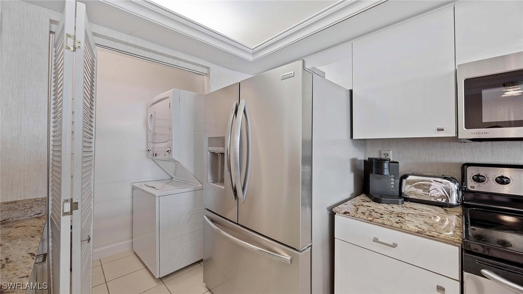 601 Seaview Court - Photo 9
