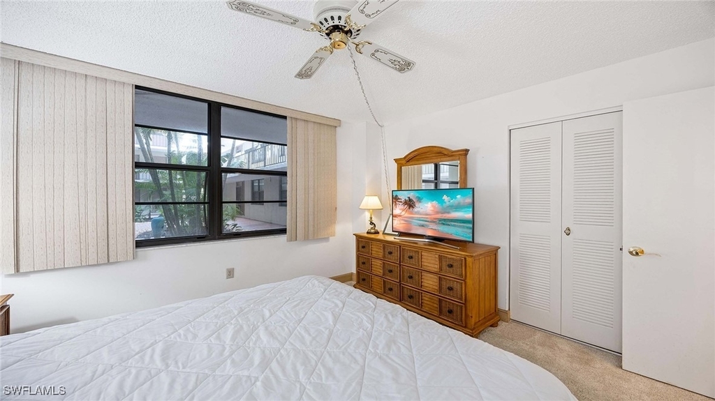 601 Seaview Court - Photo 17