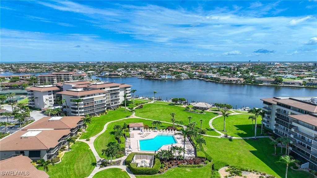 601 Seaview Court - Photo 24