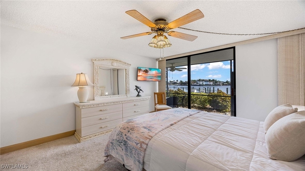 601 Seaview Court - Photo 14