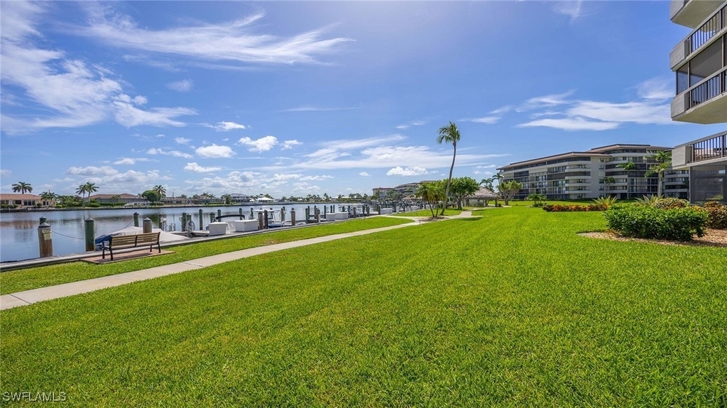601 Seaview Court - Photo 39
