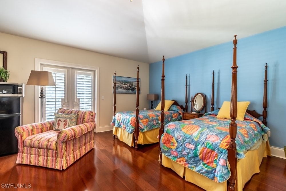 300 3rd Avenue S - Photo 27
