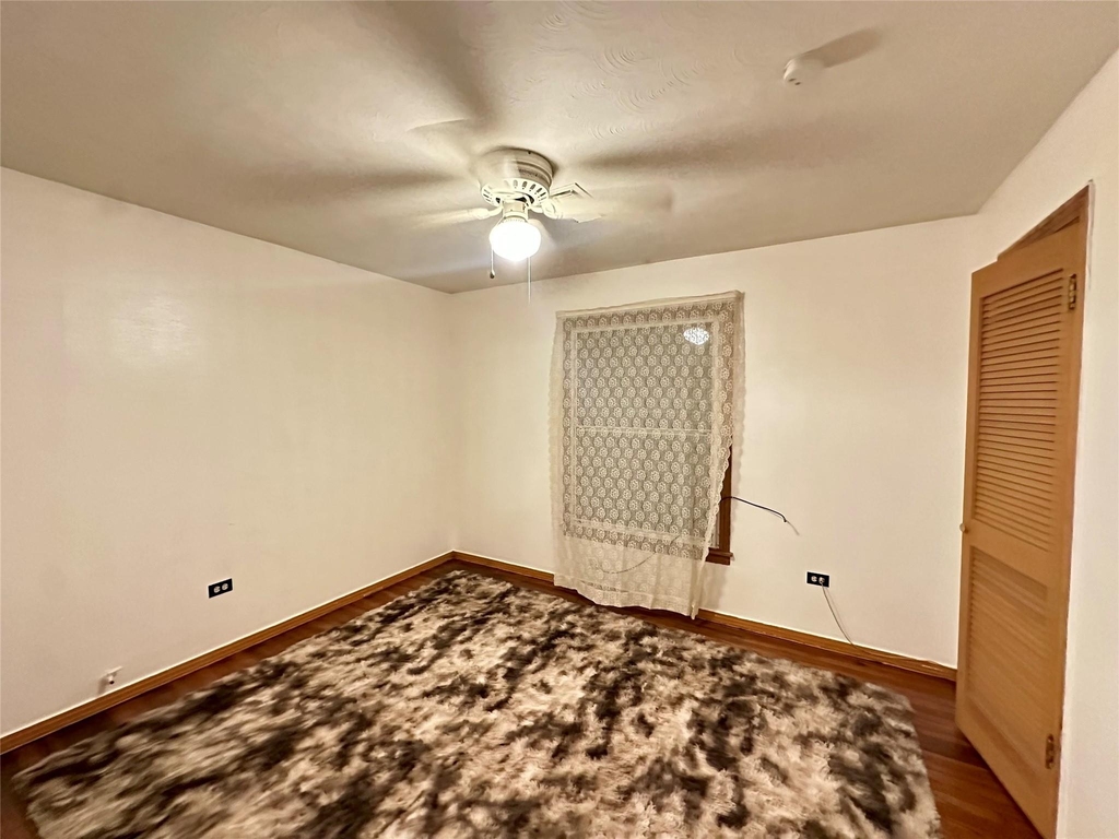 2810 N Houston Drive - Photo 5