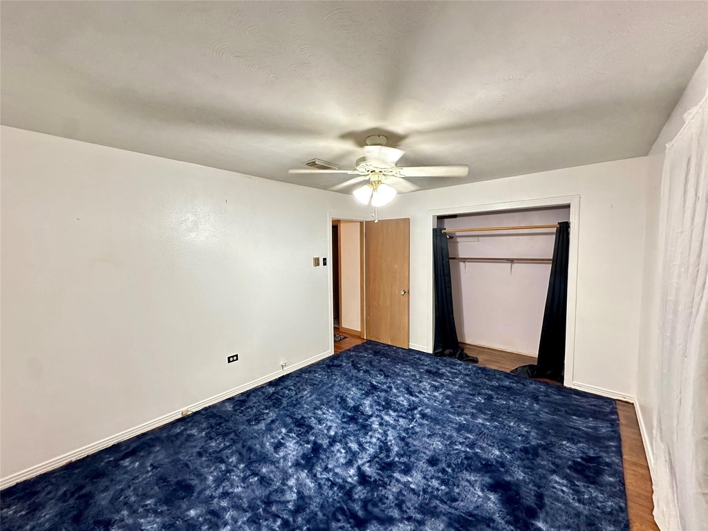 2810 N Houston Drive - Photo 7