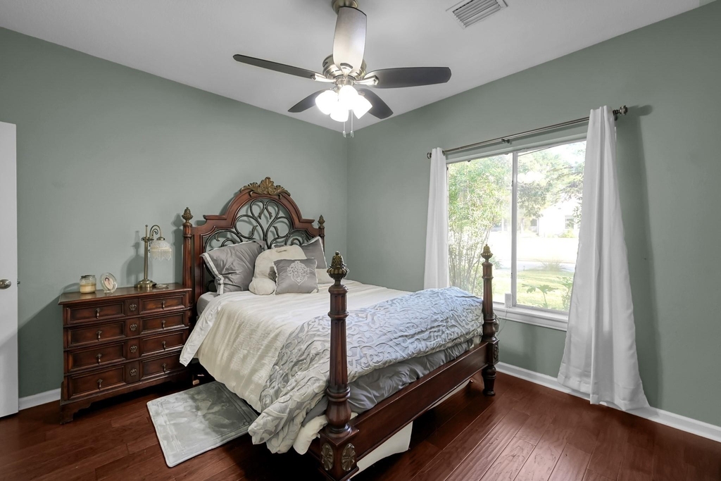 192 Monterrey Road W - Photo 32