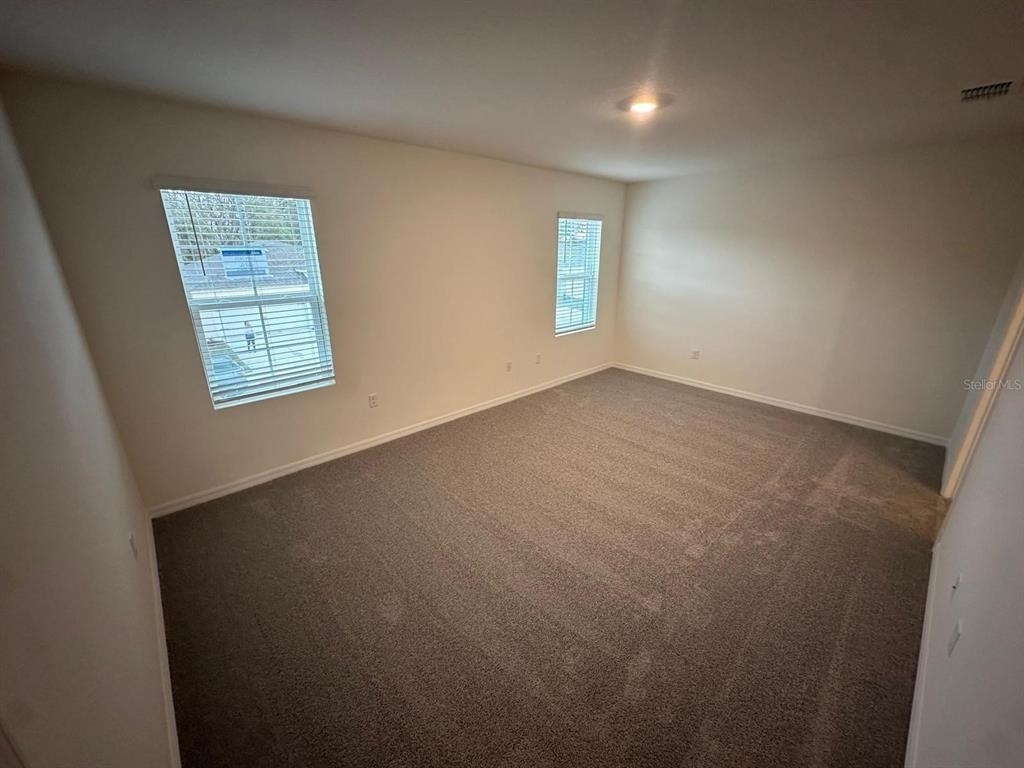 687 Park Place Boulevard - Photo 8