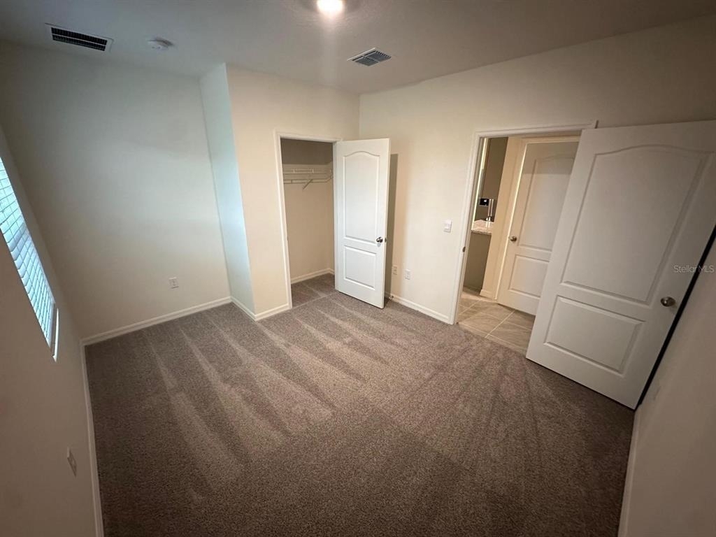 687 Park Place Boulevard - Photo 5