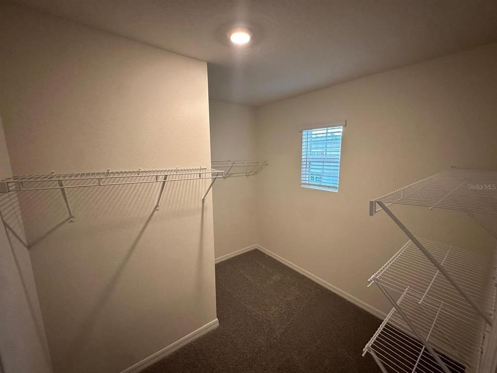 687 Park Place Boulevard - Photo 9