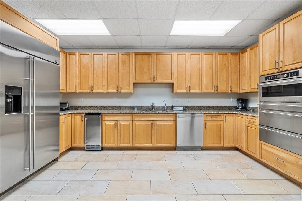 331 Cleveland Street - Photo 46