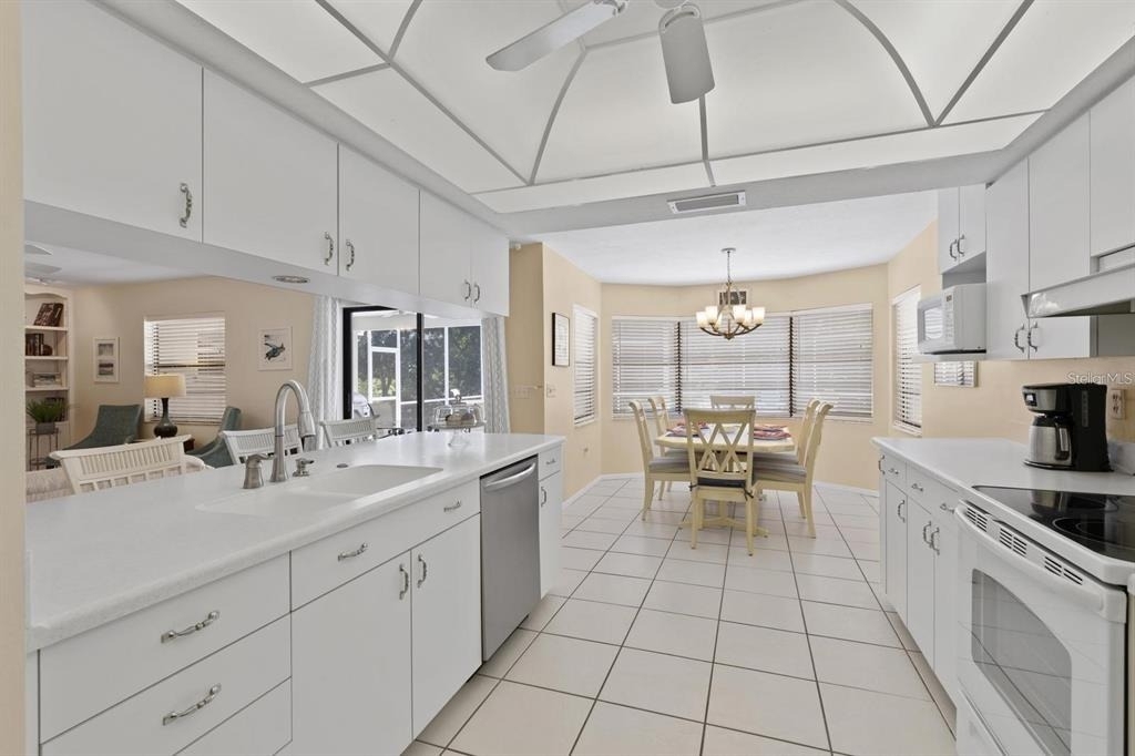 1895 Buccaneer Circle - Photo 1