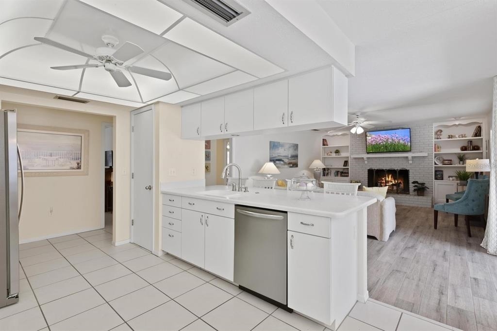 1895 Buccaneer Circle - Photo 5