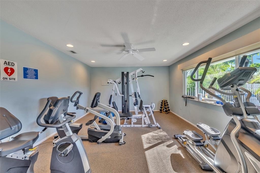 2401 Riverbluff Parkway - Photo 7