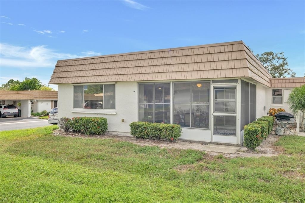 2401 Riverbluff Parkway - Photo 42