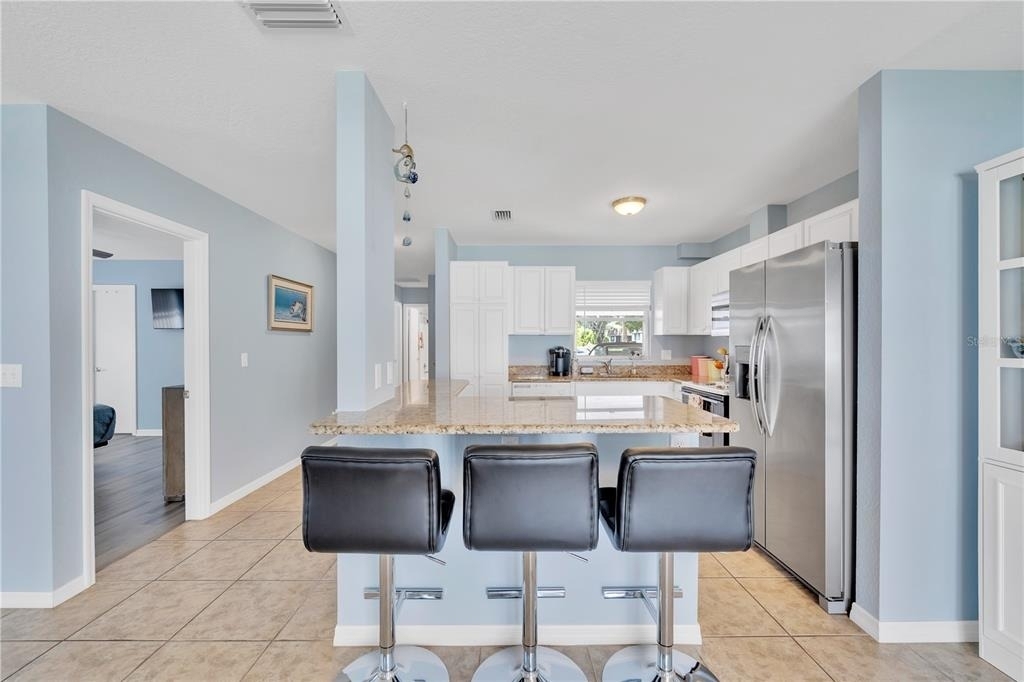 2401 Riverbluff Parkway - Photo 22