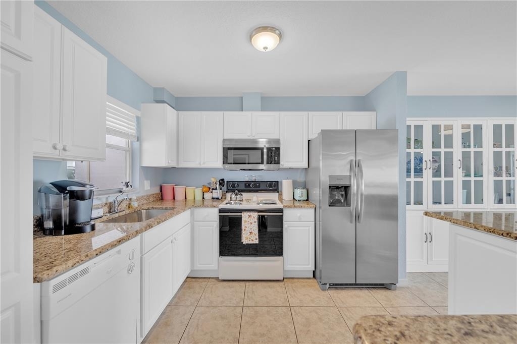 2401 Riverbluff Parkway - Photo 24