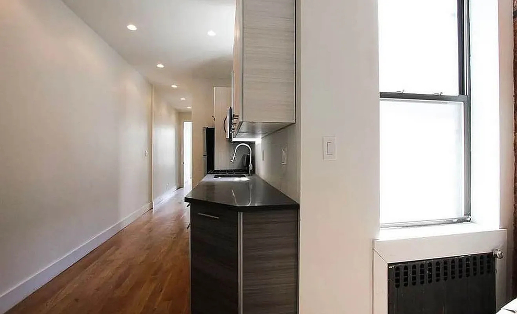 344 Marion Street - Photo 6