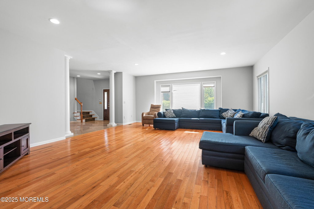 230 Norwood Avenue - Photo 8