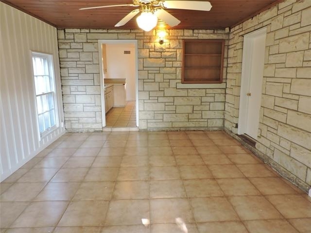 3425 Westcliff Road S - Photo 5