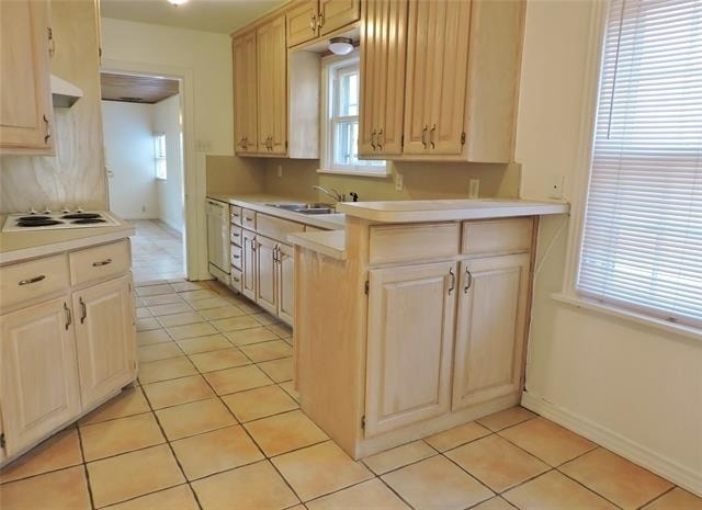 3425 Westcliff Road S - Photo 4