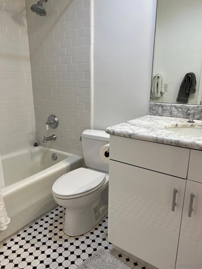 8263 Camino Del Oro - Photo 19