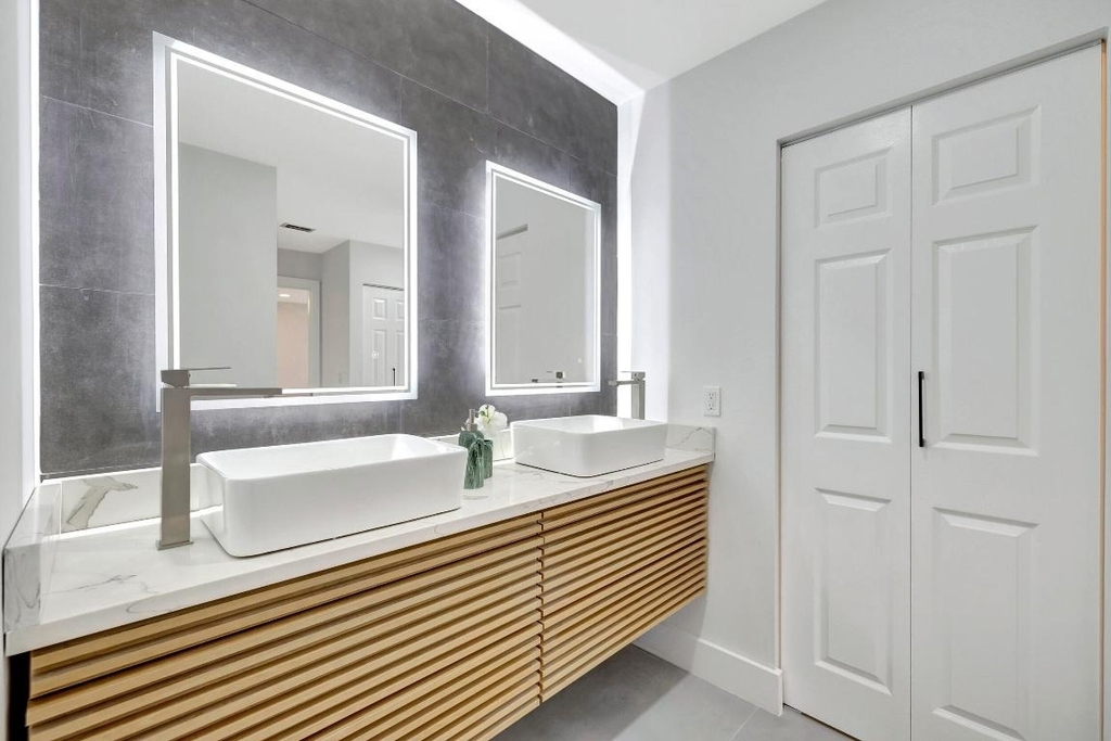 7898 Eastlake Drive - Photo 26
