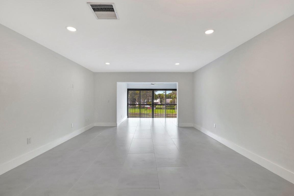 7898 Eastlake Drive - Photo 15