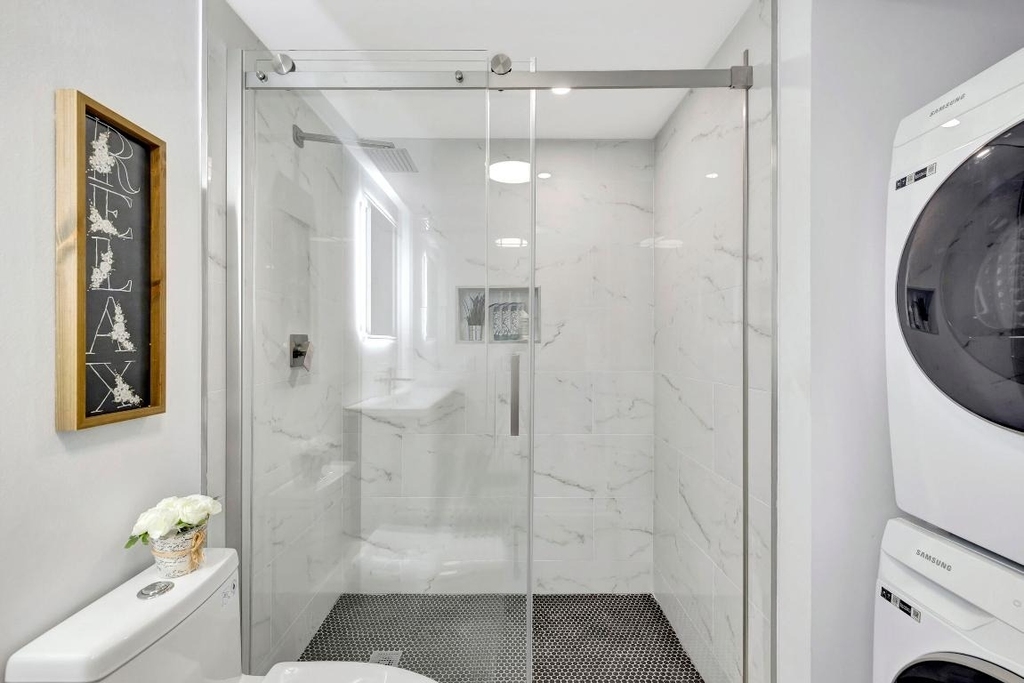 7898 Eastlake Drive - Photo 31