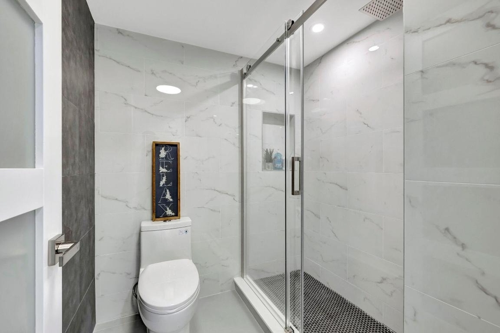 7898 Eastlake Drive - Photo 29