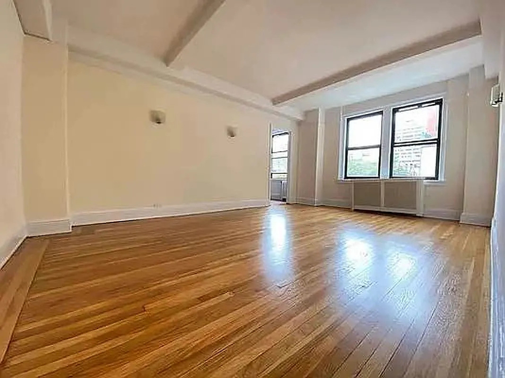 Gramercy East 21st Street - Photo 8