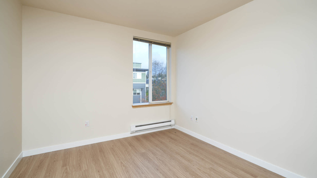 810 12th Avenue - Photo 17