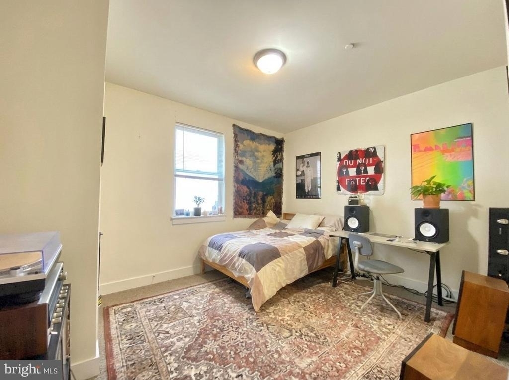 1622 W Jefferson Street - Photo 9